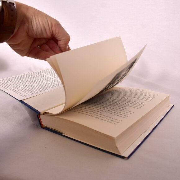 A Long Way from Home : Growing up in the American Heartland by Tom Brokaw - Picture 7 of 12